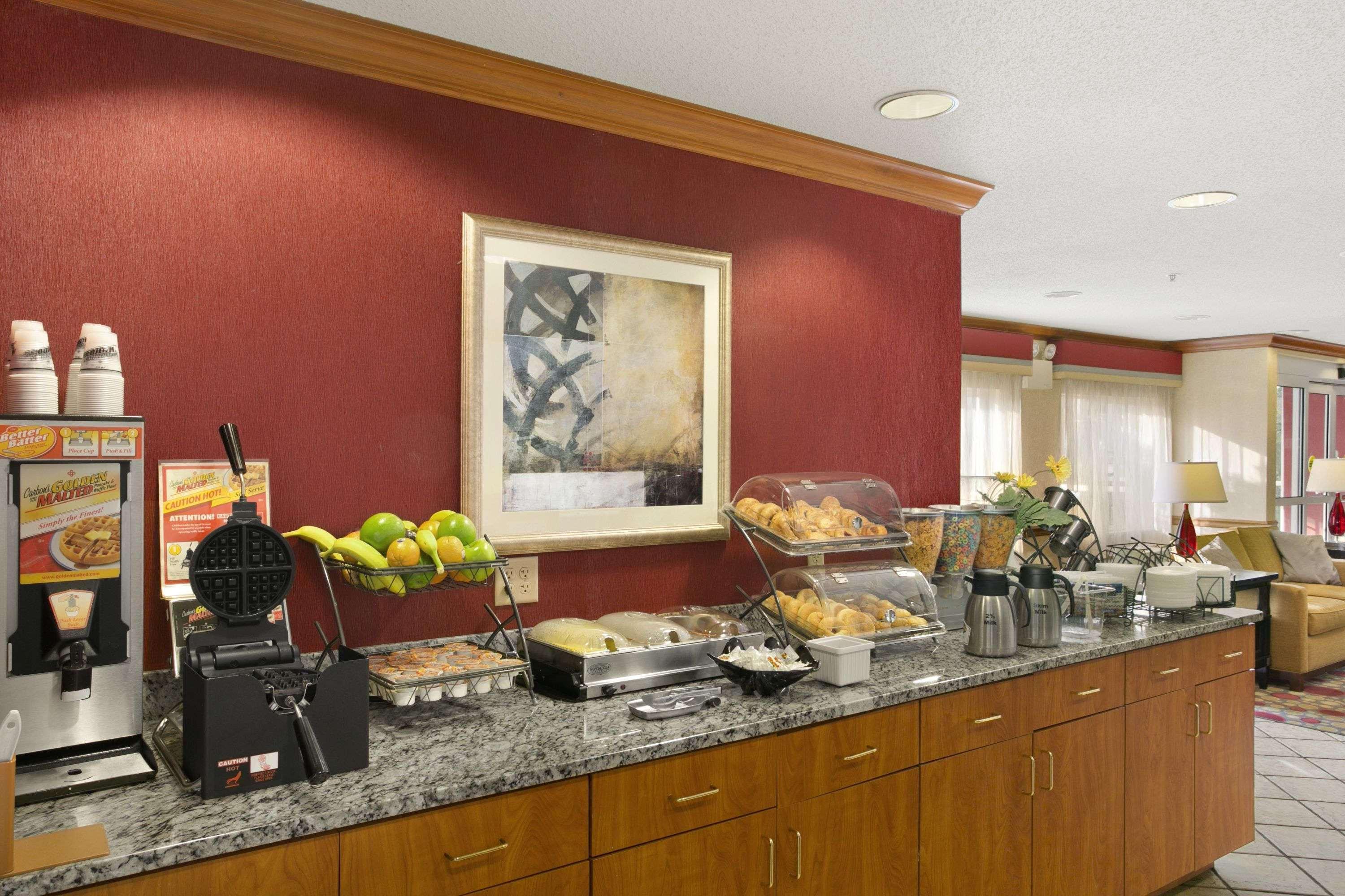 Baymont By Wyndham Evansville North/Haubstadt Warrenton Bagian luar foto