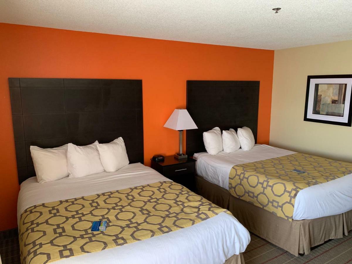 Baymont By Wyndham Evansville North/Haubstadt Warrenton Bagian luar foto